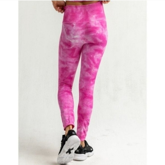 Free People FP Movement Good Karma Tie Dye Leggings in Vivacious Violet - Picture 3 of 6